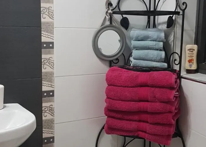 Sunshine Court Budget San Pawl il-Baħar