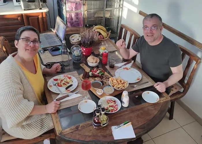 Bed & Breakfast Sunshine Court Budget 4*