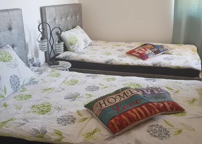 Bed & Breakfast Sunshine Court Budget