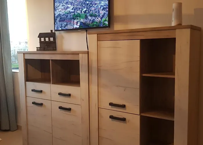 Sunshine Court Budget Bed & Breakfast 4*