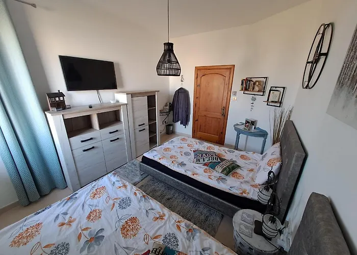 Sunshine Court Budget Bed & Breakfast San Pawl il-Baħar