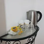 Sunshine Court Budget Bed & Breakfast San Pawl il-Baħar