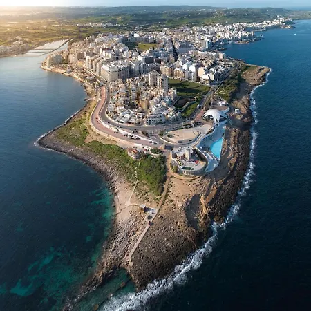 Sunshine Court Budget St. Paul's Bay