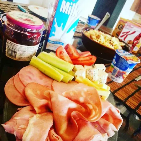 B&B Sunshine Court Budget 4*