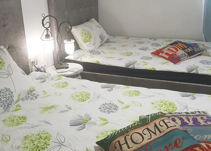 Sunshine Court Budget San Pawl il-Baħar