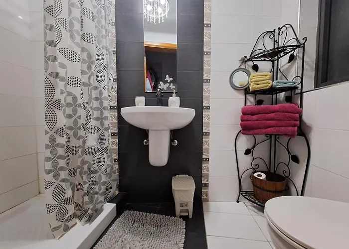 Sunshine Court Budget Couette-café 4*