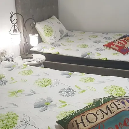 Sunshine Court Budget San Pawl il-Baħar