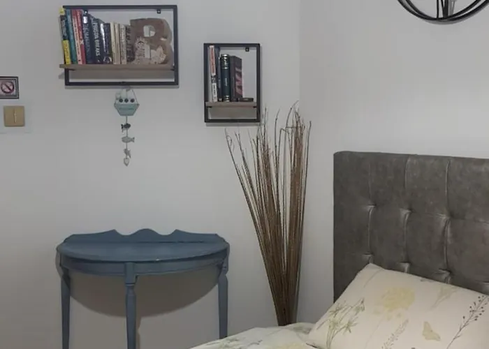 Sunshine Court Budget Oda ve Kahvaltı 4*