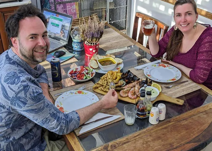 Sunshine Court Budget Oda ve Kahvaltı